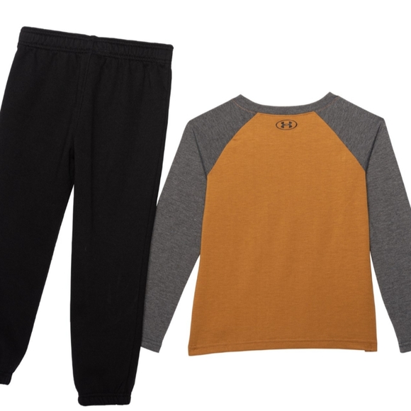 Nwt under armour boys sz 4t   2 pc outfit - Picture 2 of 2